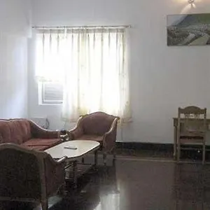 rahi-tourist-bungalow-agra.agrahotelsindia.net/